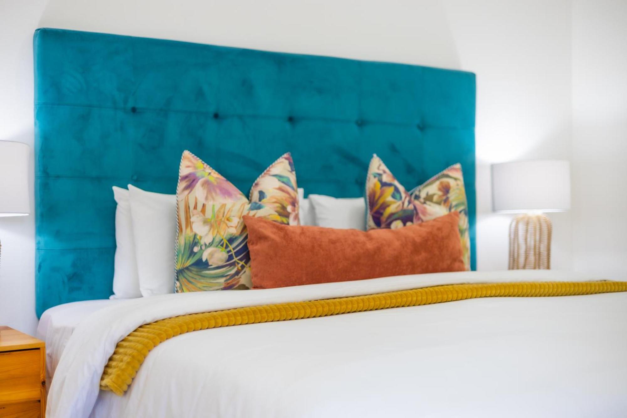 The Yellow Door Guesthouse شرق لندن المظهر الخارجي الصورة