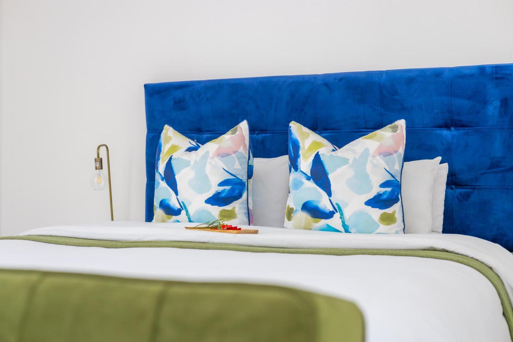 The Yellow Door Guesthouse شرق لندن المظهر الخارجي الصورة