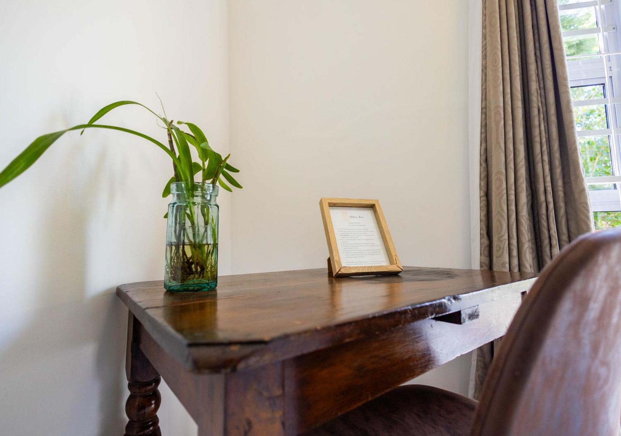 The Yellow Door Guesthouse شرق لندن المظهر الخارجي الصورة